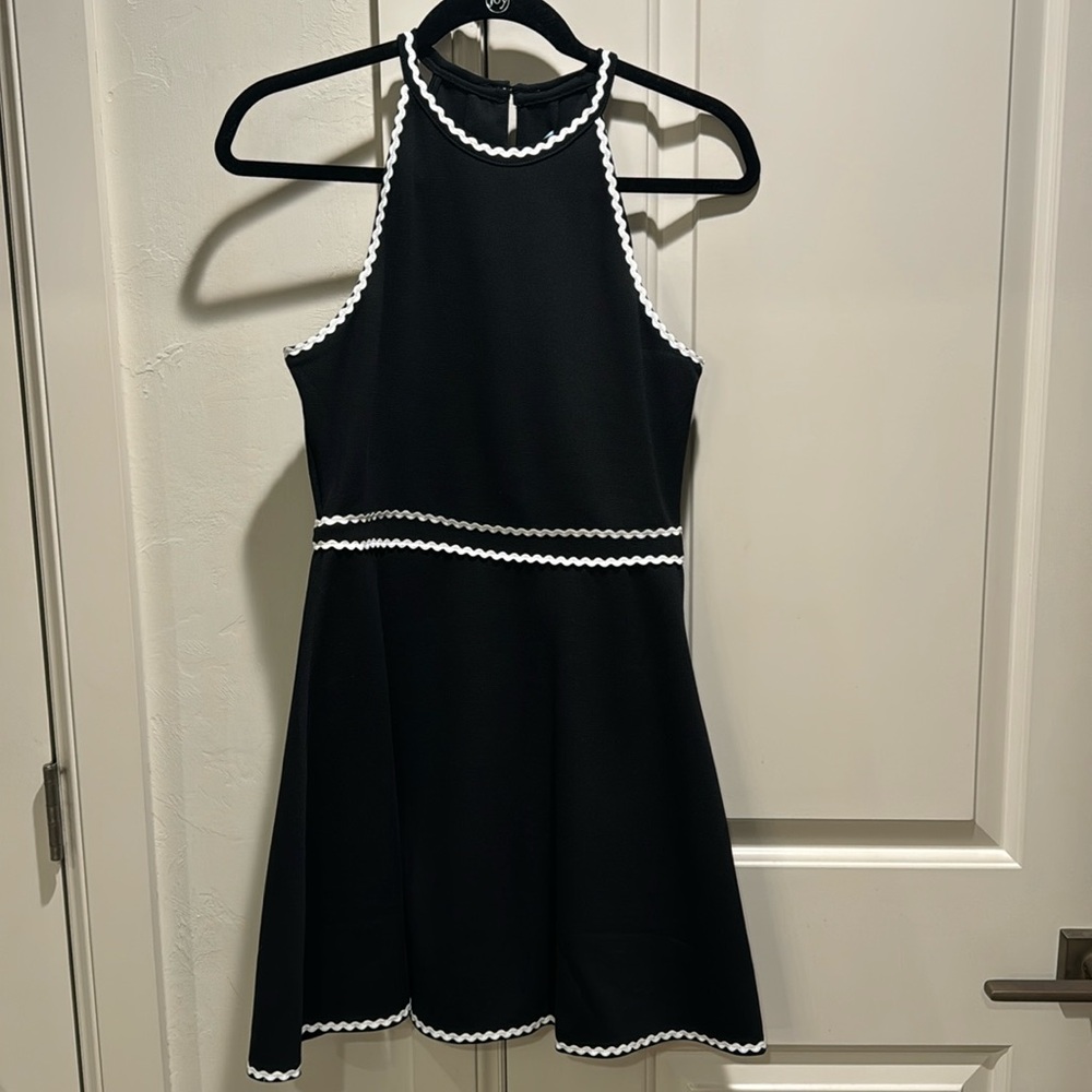 Hill House Billie dress. Size small. Never worn. NWT.